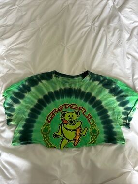 Vintage Cropped Grateful Dead Shamrock Dancing Bear Cropped Tee size medium